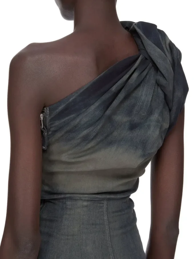 RICK OWENS FW25 CONCORDIANS TWIST-KLÄNNING I DRKDUST DEGRADE SLUB STRETCH-DENIM. RP02E4521SDKDEG-78D RICK OWENS FW25 CONCORDIANS TWIST-KLÄNNING I DRKDUST DEGRADE SLUB STRETCH-DENIM. RP02E4521SDKDEG-78D